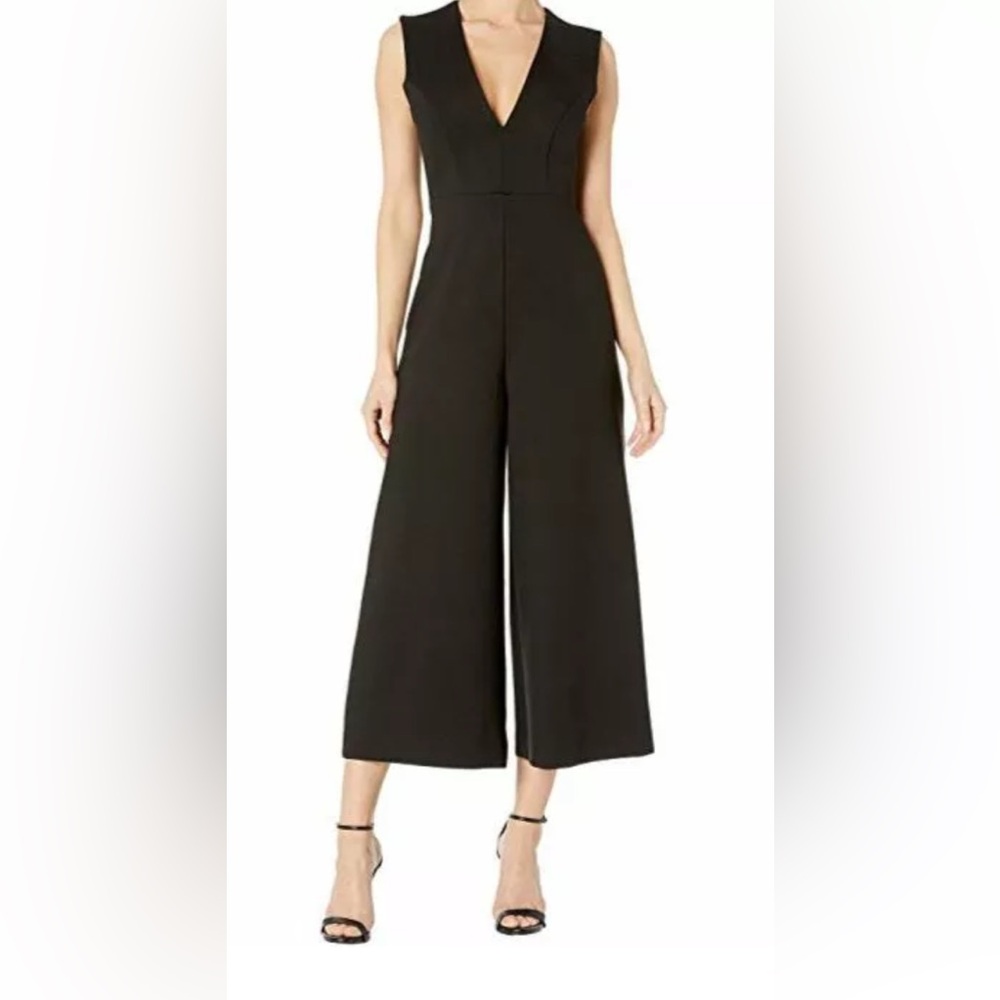 Susana Monaco Jumpsuit size 4 Black Wide Leg V-Neck business office goth